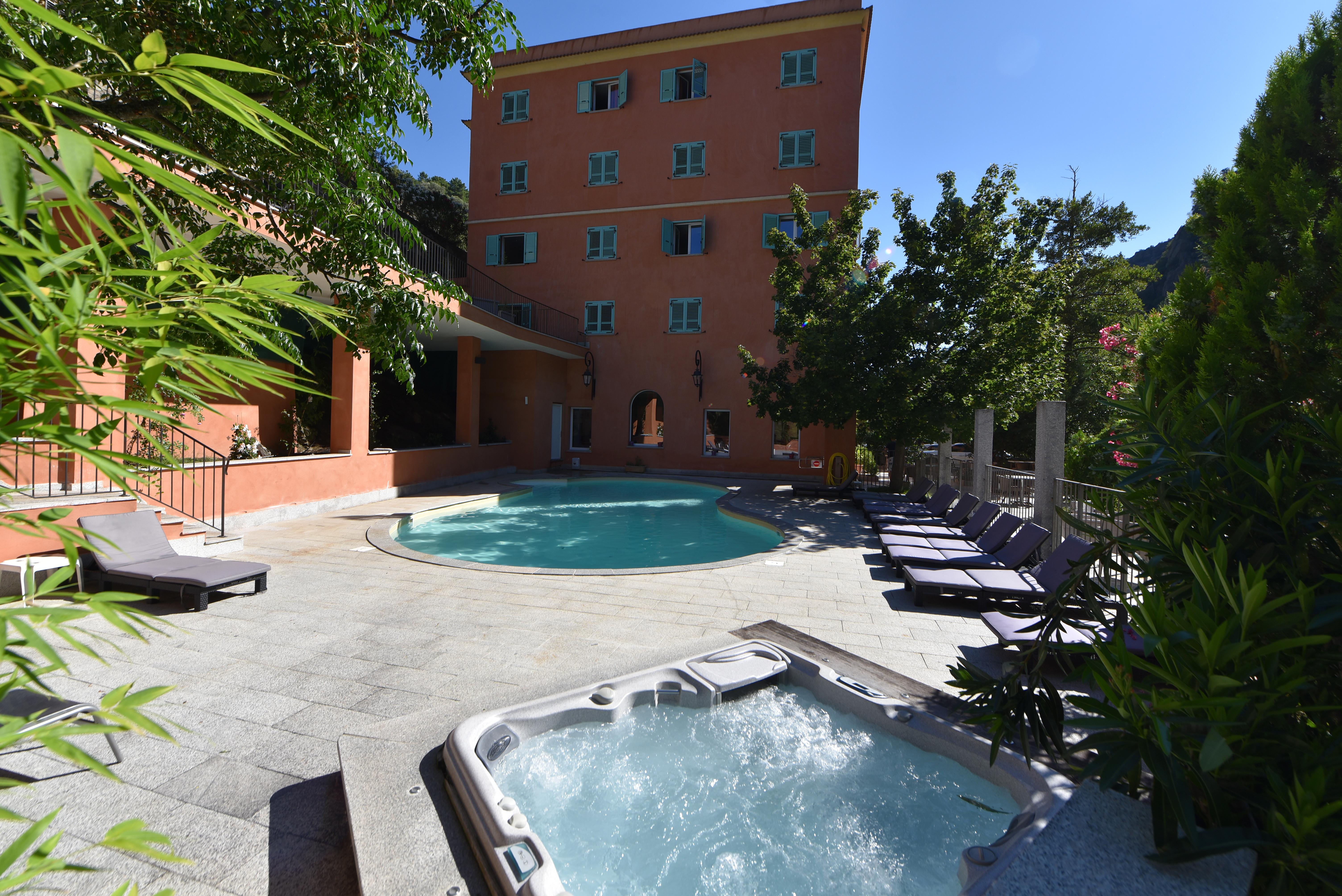 Les Jardins De La Glaciere Hotel 3*