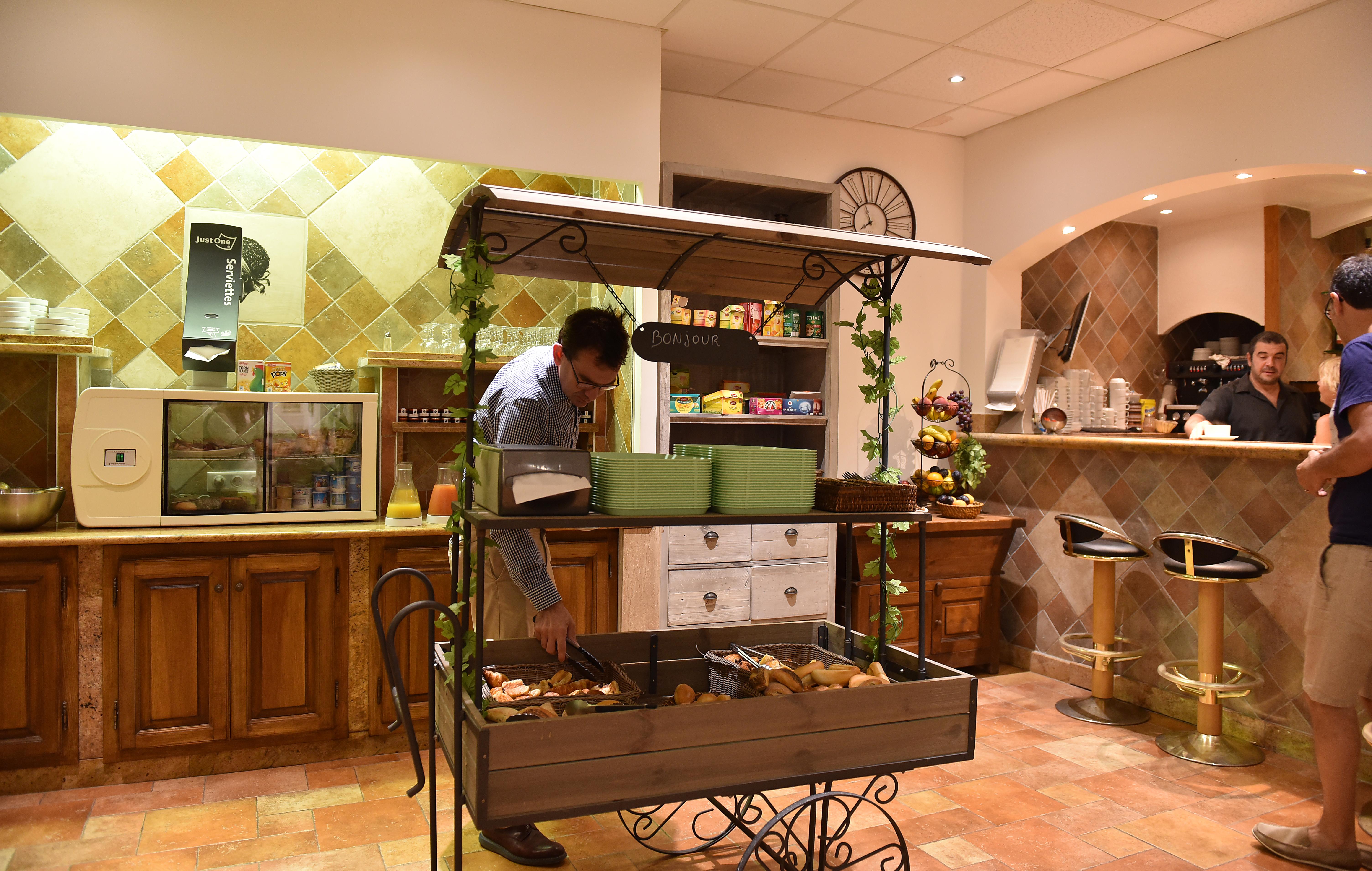 Les Jardins De La Glaciere Hotel 3*