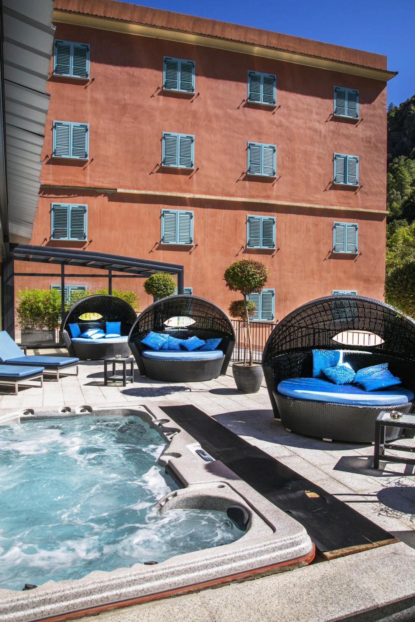 Hotel Les Jardins De La Glaciere Corte (Corsica)